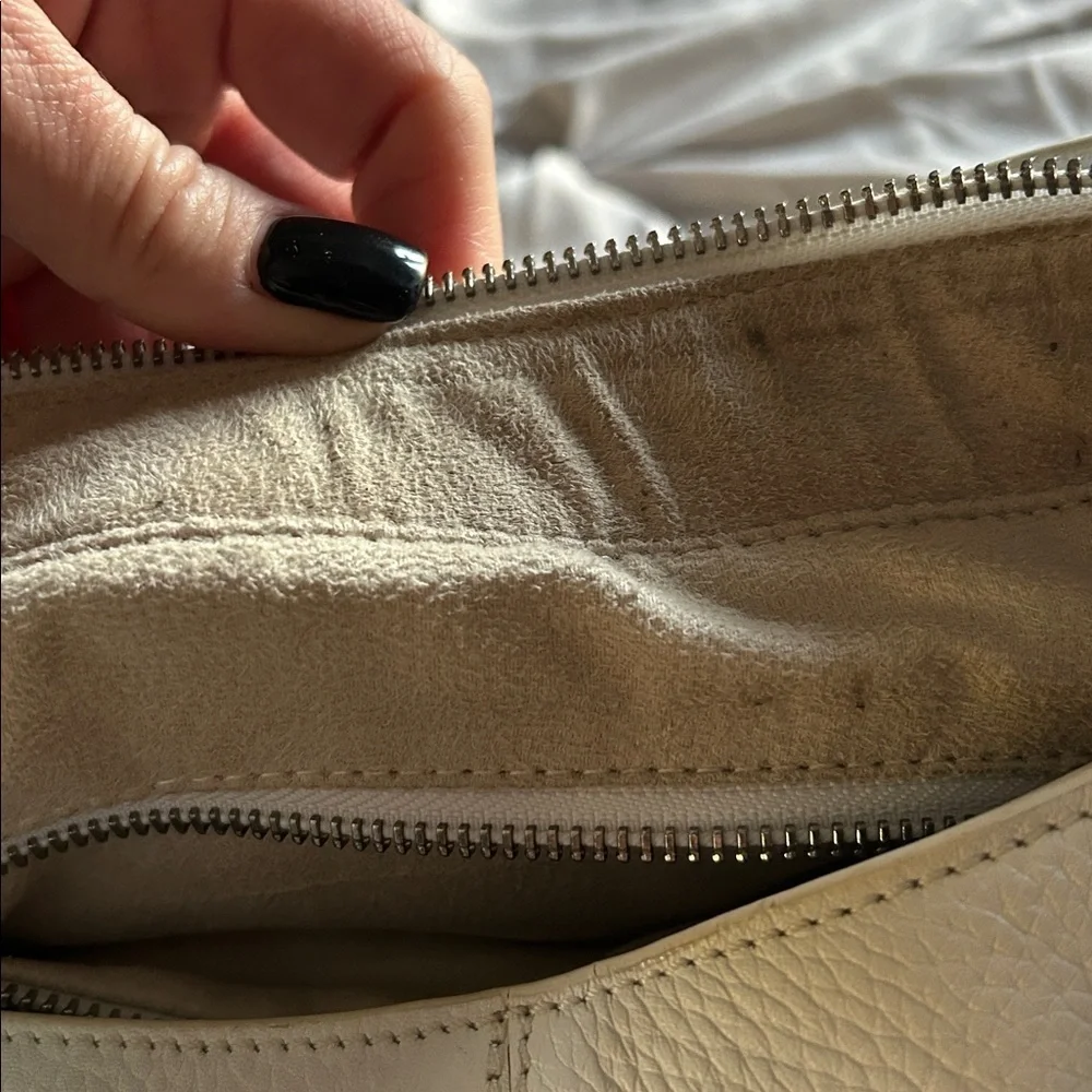 🤍 JIMMY CHOO White Pebbled Bag – Preloved Luxury 🤍